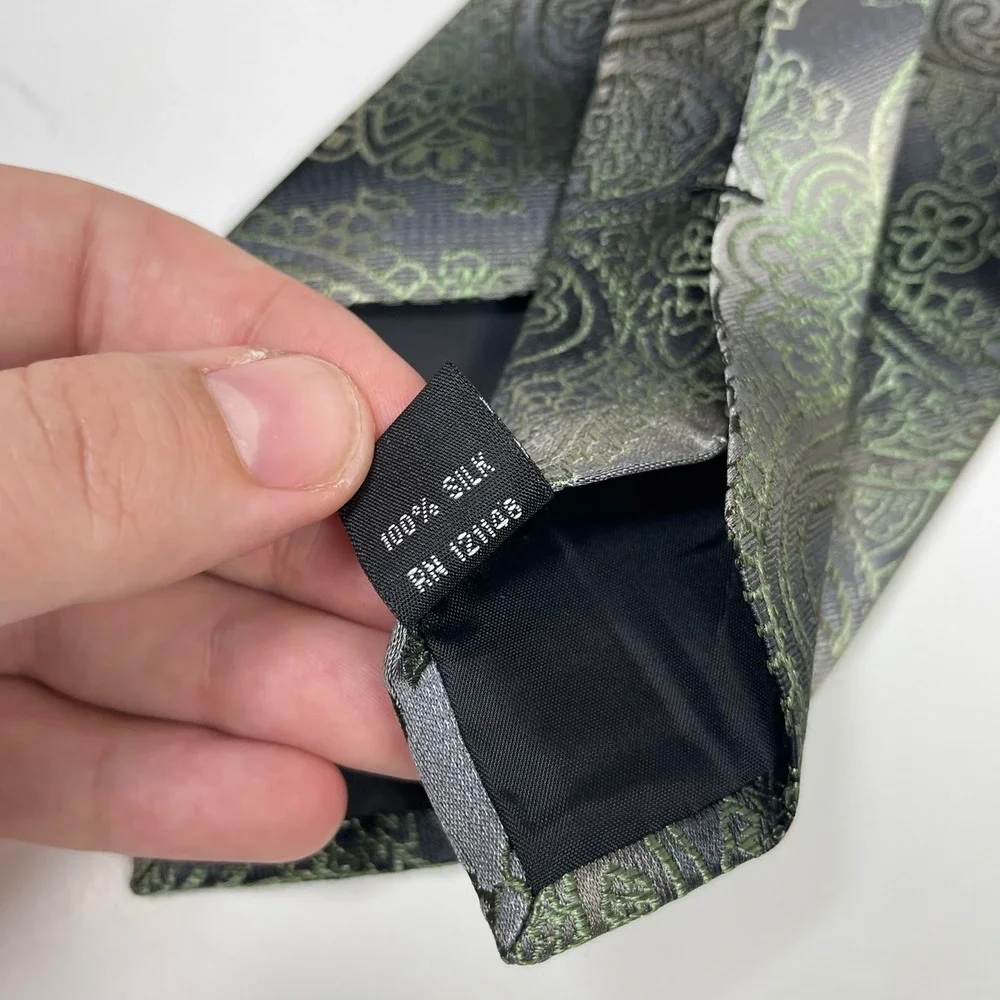 Vintage Van Heusen Tie Paisley Mens Green Grey 100% Silk Jacquard Formal Necktie